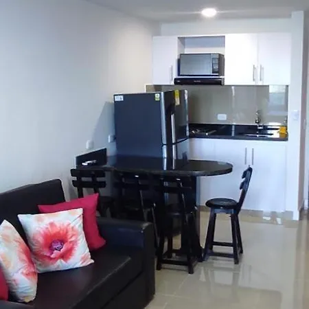 Apartamento Edificio Nuevo Conquistador El Laguito *