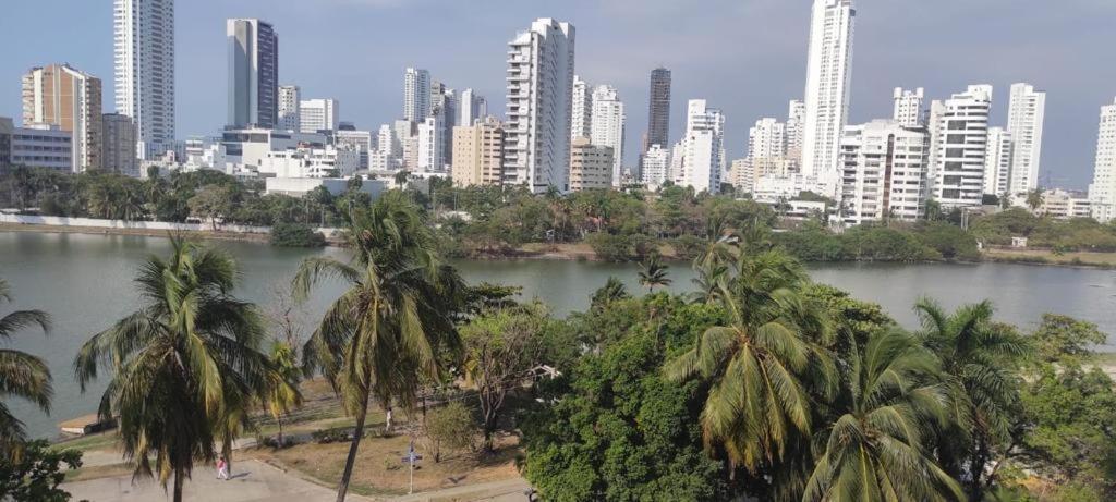Apartamento Edificio Nuevo Conquistador El Laguito